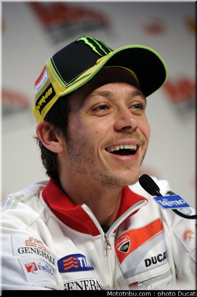 motogp_2012_ducati_vrooom_014
