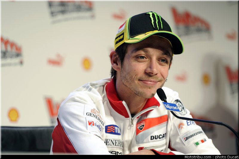 motogp_2012_ducati_vrooom_015
