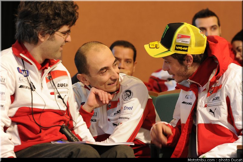 motogp_2012_ducati_vrooom_026