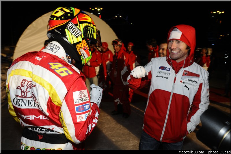 motogp_2012_ducati_vrooom_054