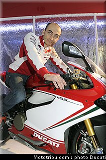 motogp_2012_ducati_vrooom_006.jpg