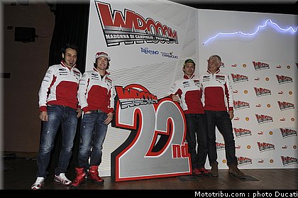 motogp_2012_ducati_vrooom_010.jpg
