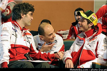 motogp_2012_ducati_vrooom_027.jpg