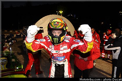 motogp_2012_ducati_vrooom_053.jpg