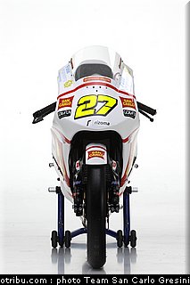 team_gresini_antonelli_03.jpg
