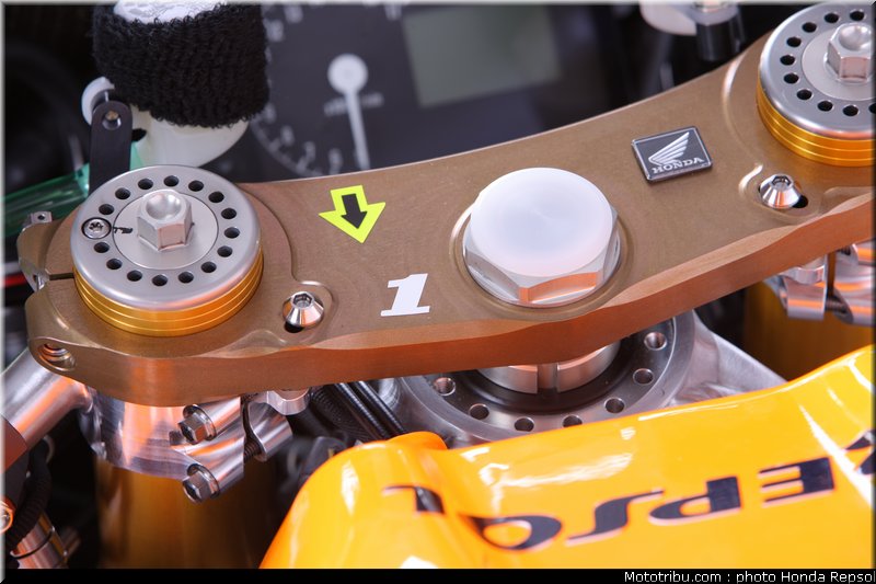 honda_rc213v_2012_019