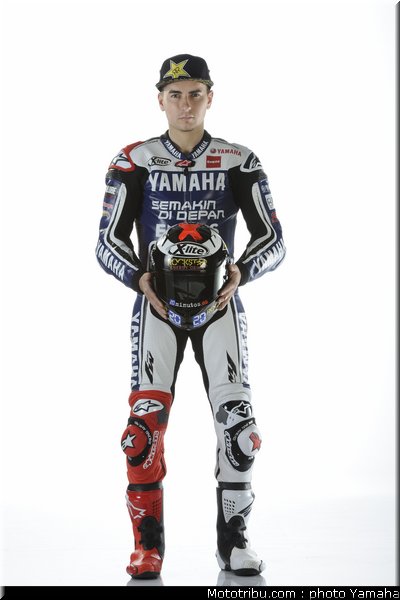 lorenzo_21_motogp_2012_team_yamaha