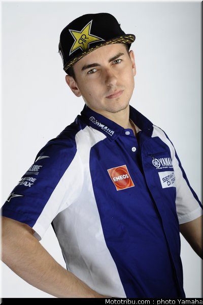 lorenzo_23_motogp_2012_team_yamaha
