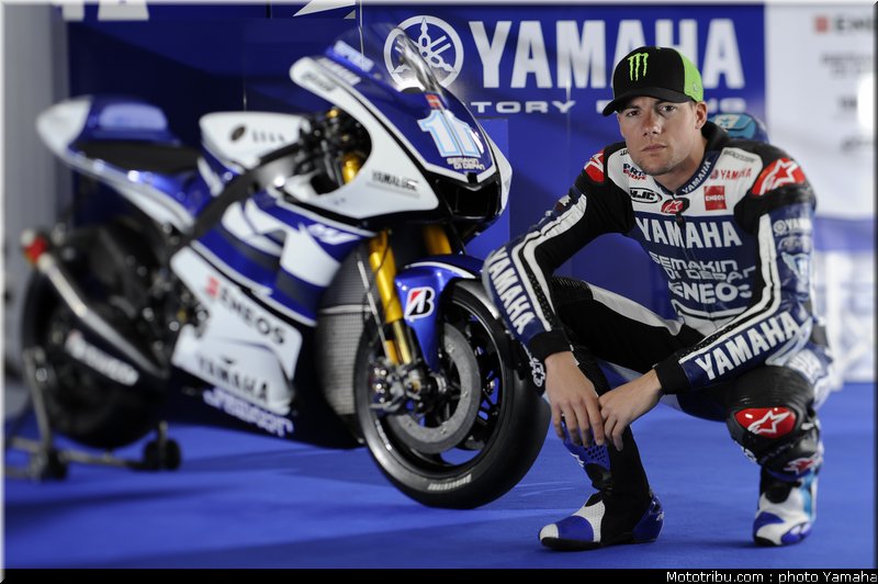 spies_01_motogp_2012_team_yamaha