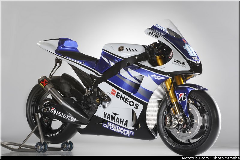 spies_03_motogp_2012_team_yamaha