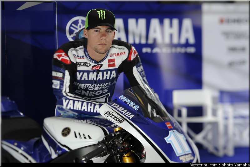 spies_13_motogp_2012_team_yamaha