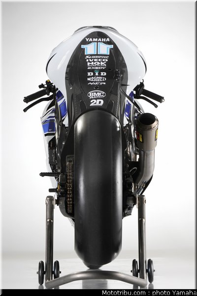 spies_15_motogp_2012_team_yamaha