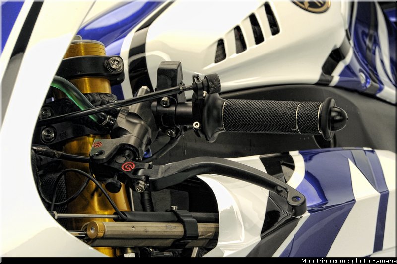yzr_m1_06_motogp_2012_team_yamaha
