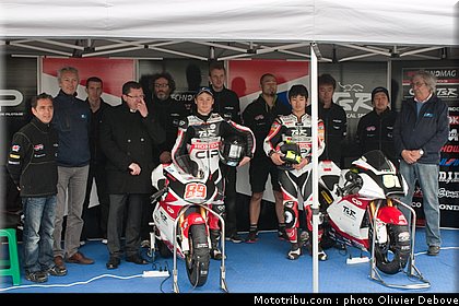 004_moto_3_team_cip_carole_2012.jpg