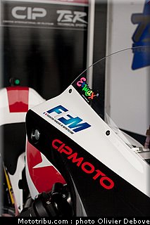 013_moto_3_team_cip_carole_2012.jpg
