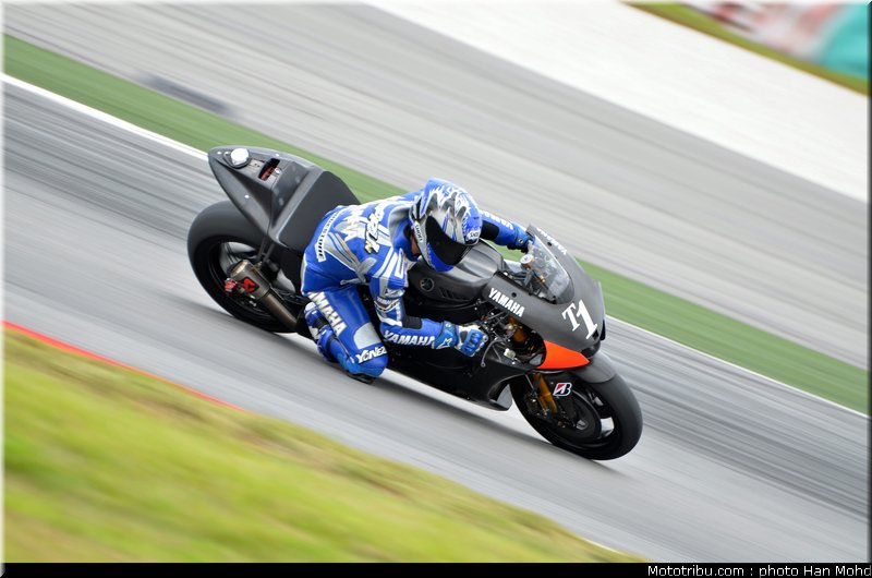 001_motogp_2012_test_malaisie