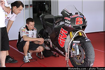 bradl_013_motogp_2012_malaisie_test.jpg