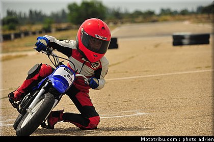 fellon_lorenzo_026_ecole_de_pilotage_zf_grand_prix_zarco_fellon_louis_rossi_ete_2012.jpg
