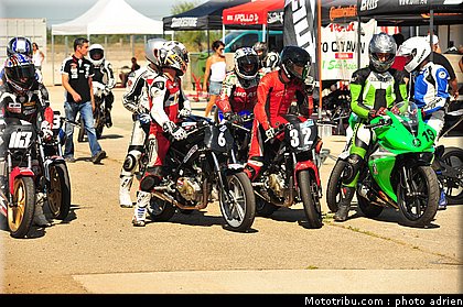 paddock_006_ecole_de_pilotage_zf_grand_prix_zarco_fellon_louis_rossi_ete_2012.jpg