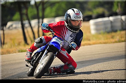 pee_wee_011_ecole_de_pilotage_zf_grand_prix_zarco_fellon_louis_rossi_ete_2012.jpg