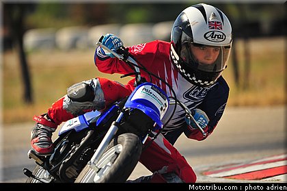 pee_wee_013_ecole_de_pilotage_zf_grand_prix_zarco_fellon_louis_rossi_ete_2012.jpg