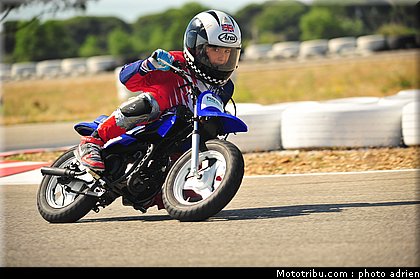 pee_wee_017_ecole_de_pilotage_zf_grand_prix_zarco_fellon_louis_rossi_ete_2012.jpg