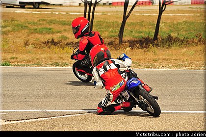 pee_wee_058_ecole_de_pilotage_zf_grand_prix_zarco_fellon_louis_rossi_ete_2012.jpg