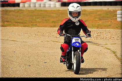 pee_wee_059_ecole_de_pilotage_zf_grand_prix_zarco_fellon_louis_rossi_ete_2012.jpg