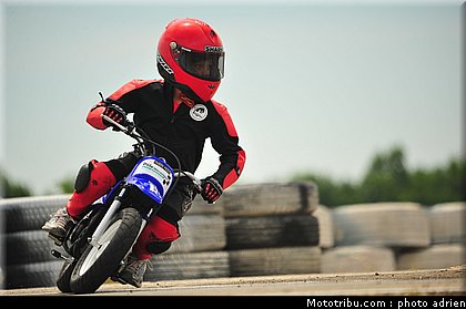 pee_wee_063_ecole_de_pilotage_zf_grand_prix_zarco_fellon_louis_rossi_ete_2012.jpg