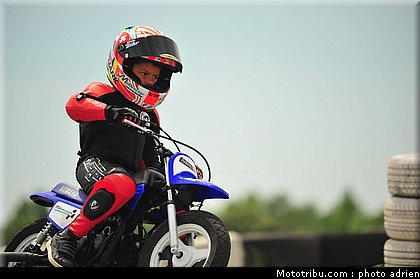 pee_wee_068_ecole_de_pilotage_zf_grand_prix_zarco_fellon_louis_rossi_ete_2012.jpg