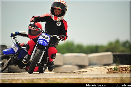 pee_wee_071_ecole_de_pilotage_zf_grand_prix_zarco_fellon_louis_rossi_ete_2012.jpg