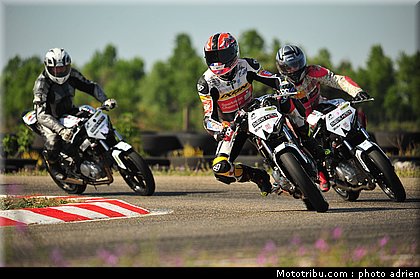 rossi_017_ecole_de_pilotage_zf_grand_prix_zarco_fellon_louis_rossi_ete_2012.jpg