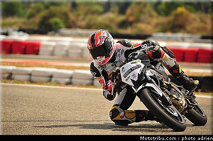 rossi_051_ecole_de_pilotage_zf_grand_prix_zarco_fellon_louis_rossi_ete_2012.jpg