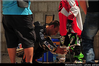zarco_007_ecole_de_pilotage_zf_grand_prix_zarco_fellon_louis_rossi_ete_2012.jpg