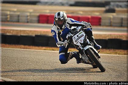 bleu_011_zarco_fellon_grand_prix_2012.jpg