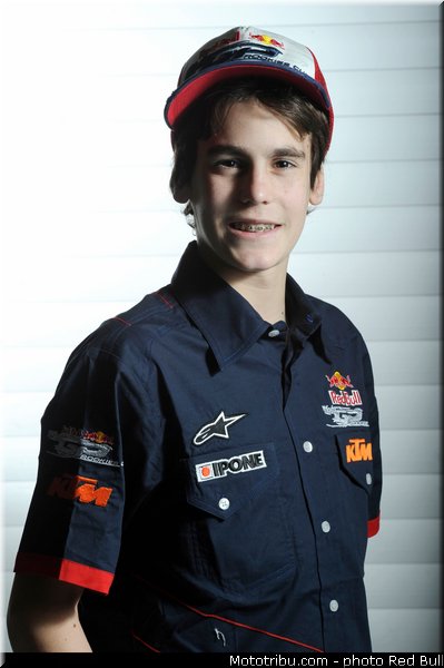 manzi_01_red_bull_motogp_rookies_cup_2013_selection_