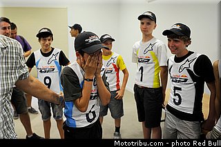 08_red_bull_motogp_rookies_cup_2013_selection_.jpg