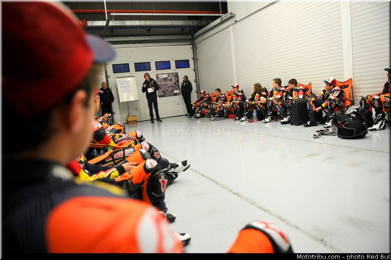 006_redbull_motogp_rookies_cup_2013_test_fevrier