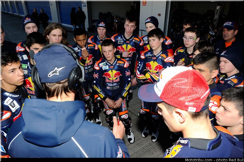 051_redbull_motogp_rookies_cup_2013_test_fevrier