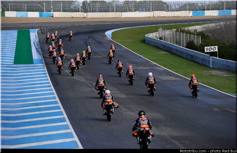 068_redbull_motogp_rookies_cup_2013_test_fevrier