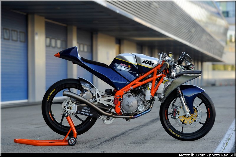 077_redbull_motogp_rookies_cup_2013_test_fevrier