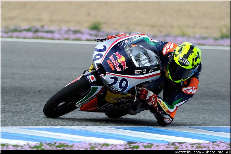 manzi_008_redbull_motogp_rookies_cup_2013_test_fevrier