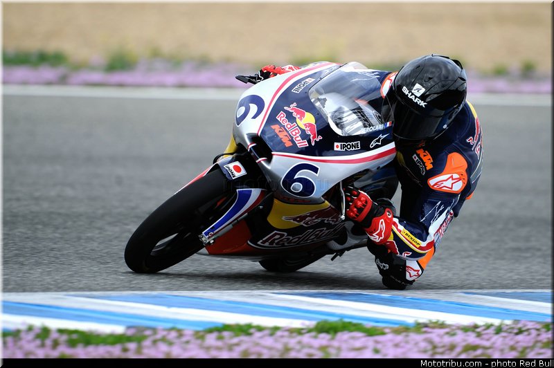 perolari_005_redbull_motogp_rookies_cup_2013_test_fevrier