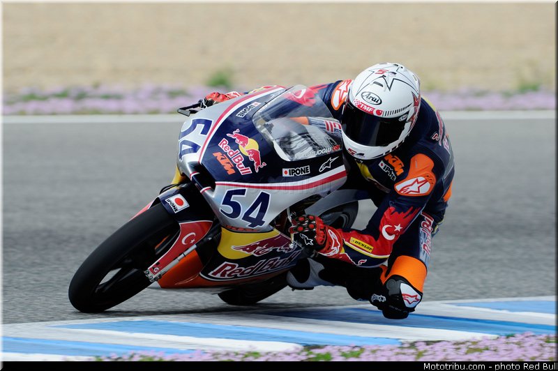 razgatlioglu_010_redbull_motogp_rookies_cup_2013_test_fevrier