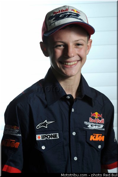 simpson_001_redbull_motogp_rookies_cup_2013_test_fevrier
