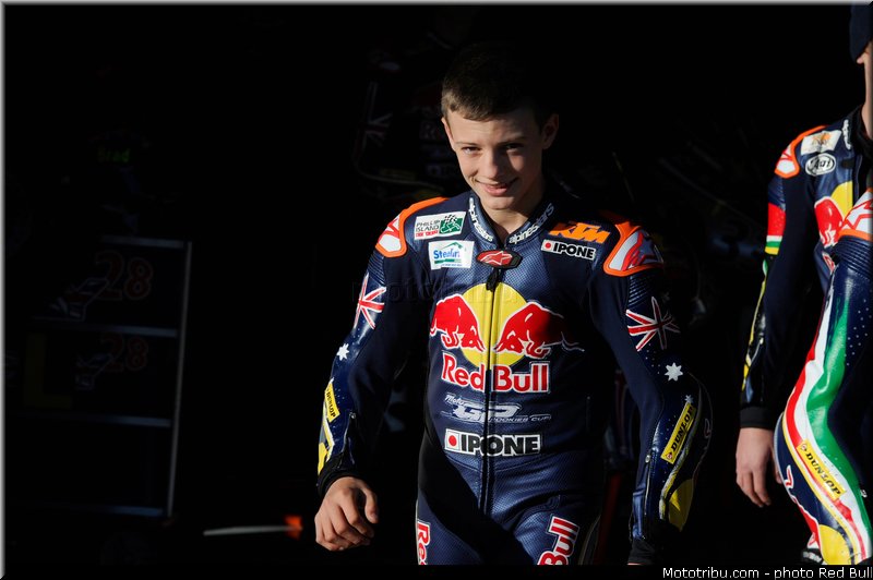 simpson_007_redbull_motogp_rookies_cup_2013_test_fevrier