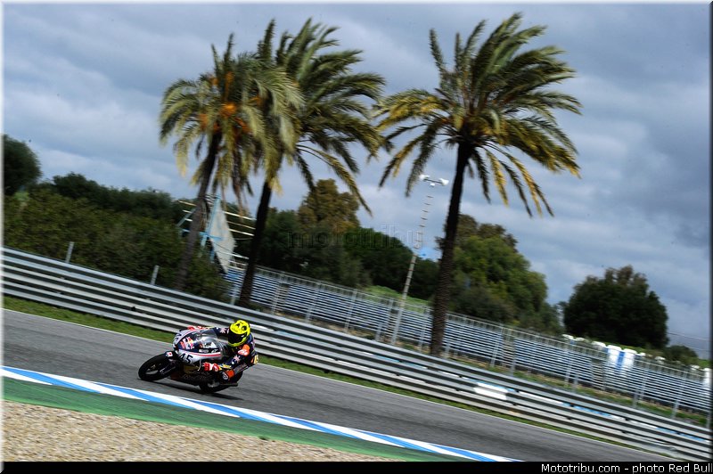 simpson_008_redbull_motogp_rookies_cup_2013_test_fevrier