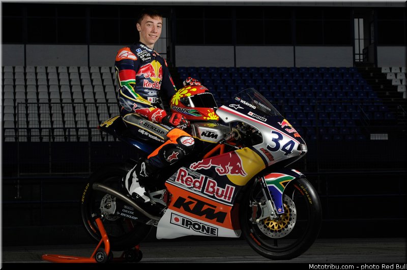 weaving_002_redbull_motogp_rookies_cup_2013_test_fevrier