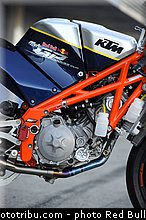 078_redbull_motogp_rookies_cup_2013_test_fevrier.jpg