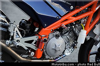 079_redbull_motogp_rookies_cup_2013_test_fevrier.jpg